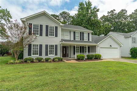 2825 Crossings Dr Chesapeake, VA 23321