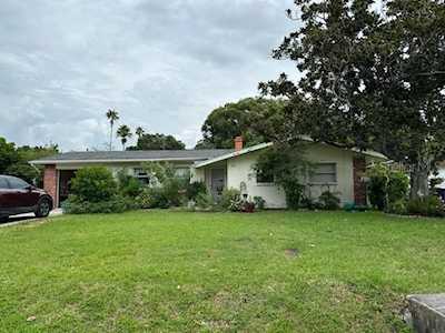 1851 East Dr Clearwater, FL 33755