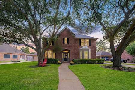 1002 Fairgate Dr Houston, TX 77094