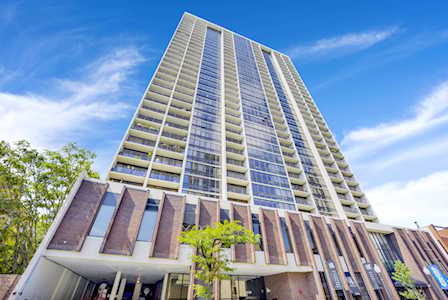 1636 N Wells St #1206 Chicago, IL 60614