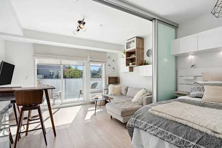 711 W 14th Street #307 North Vancouver, BC V7M 3E8