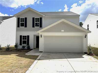 5423 E Patterson St Hope Mills, NC 28348