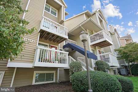 5810 Inman Park Circle #110 Rockville, MD 20852