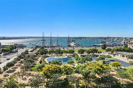825 W Beech St #304 San Diego, CA 92101