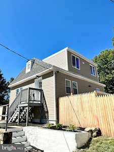 505 East Ave New Castle, DE 19720