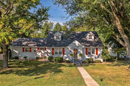 1033 Brookhaven Avenue Russellville, KY 42276