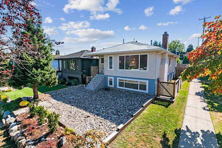 1012 E 28th Avenue Vancouver, BC V5V 2P4