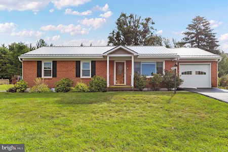 13851 Sunrise Dr Hagerstown, MD 21740