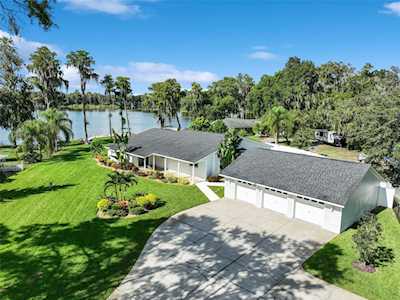 705 Crystal Lake Rd Lutz, FL 33548