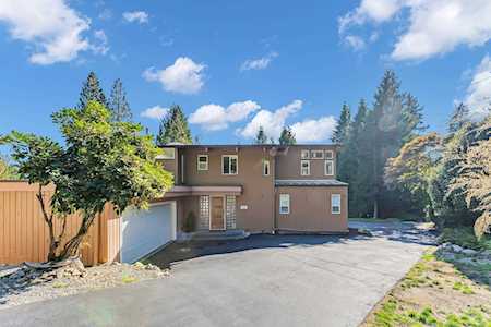 4650 Rutland Road West Vancouver, BC V7W 1G7