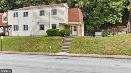 511 Saint Marys Dr Steelton, PA 17113