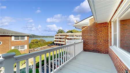 51 Maple Ave #3A Hastings-On-Hudson, NY 10706