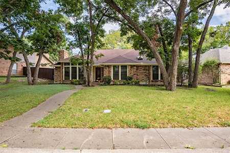 347 Meadowcreek Drive Duncanville, TX 75137