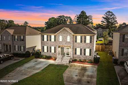 4141 Brook Creek Ln Greenville, NC 27858
