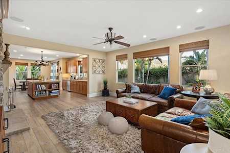 7290 Calle Conifera Carlsbad, CA 92009