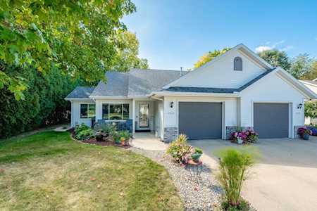 2322 Whitetail Run Warsaw, IN 46582