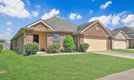 22322 Bridgestone Ridge Dr Spring, TX 77388