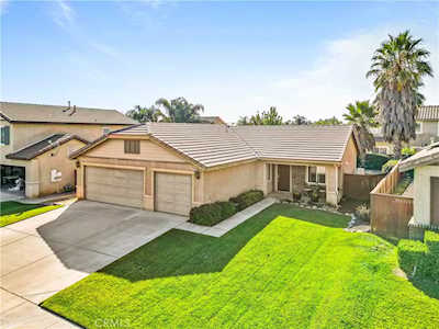1279 Smoke Tree Ln Beaumont, CA 92223