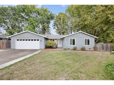 20559 SW Castle DR Beaverton, OR 97078