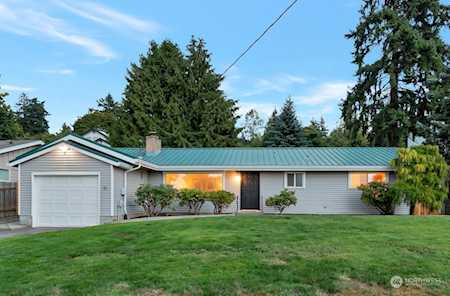 413 Nubby Ln Lake Stevens, WA 98258