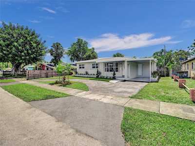 3160 SW 20th Ct Fort Lauderdale, FL 33312