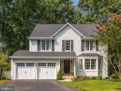 1765 Rochester St Crofton, MD 21114