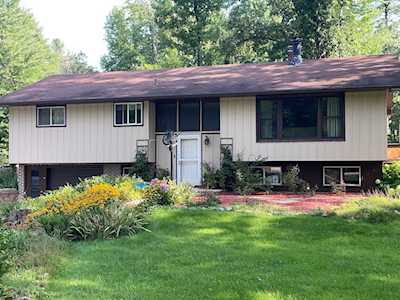2270 School Ln Green Bay, Village of Suamico, WI 54313-8150
