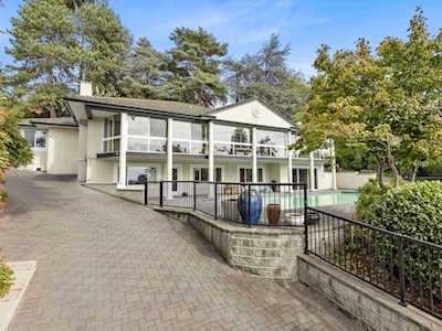 2515 SW Marine Drive Vancouver, BC V6P 6C3