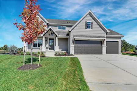 10017 Aurora St Lenexa, KS 66220
