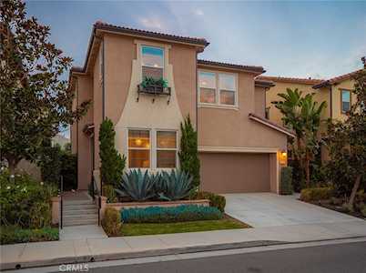2824 Villa Catalonia Ct Corona, CA 92881
