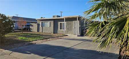 2221 E St Louis Ave Las Vegas, NV 89104