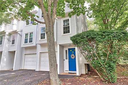 380 Hitchcock Rd #181 Waterbury, CT 06705