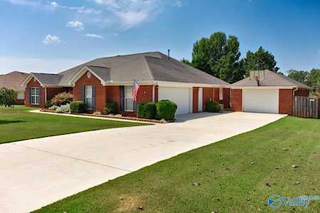 102 Pepperwood Court Harvest, AL 35749