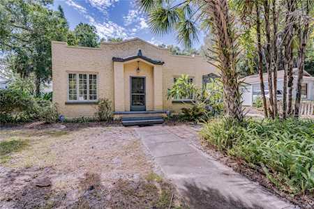 105 Arlington Ave W Oldsmar, FL 34677