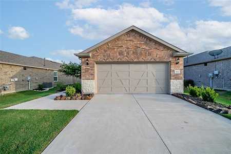 912 Rough Hollow Drive McKinney, TX 75071