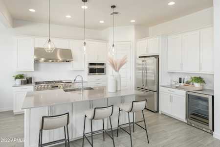4139 W Carmen St Laveen, AZ 85339