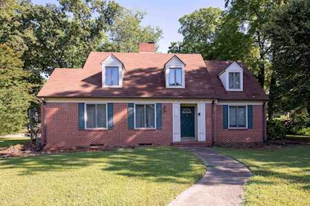 614 W 5th Street Siler City, NC 27344