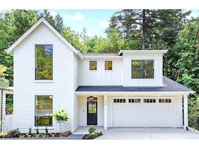 2470 SW Sherwood DR Portland, OR 97201