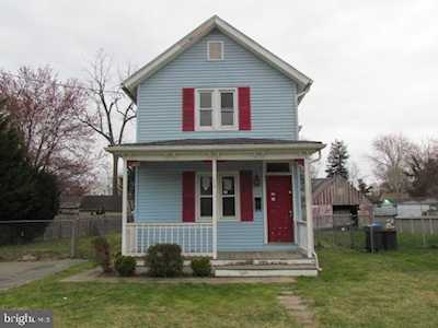 118 W Clayton Ave Clayton, NJ 08312
