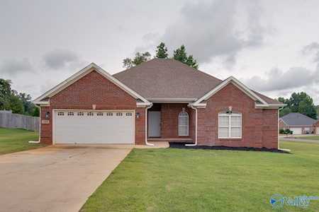 125 Bucks Pocket Drive New Market, AL 35761