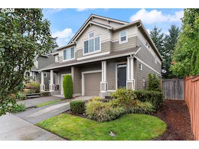 15955 SE Swift CT Clackamas, OR 97015