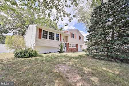 914 Whitman Dr Turnersville, NJ 08012