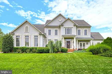 17227 Cannonade Dr Leesburg, VA 20176