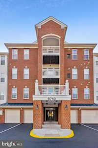 9710 Handerson Place Manassas Park, VA 20111