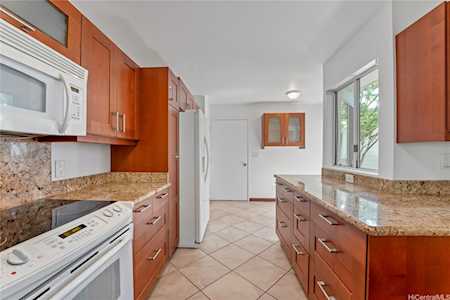 94-824 Lumiauau Street #V105 Waipahu, HI 96797