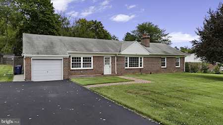 3 E Rhodes Ave West Chester, PA 19382