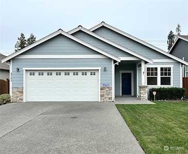 4703 Sierra St Mount Vernon, WA 98274