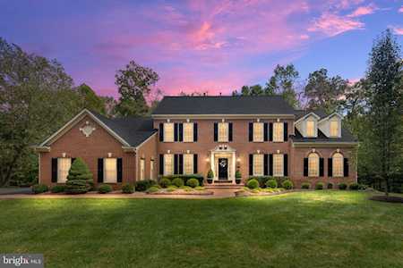 13741 Balmoral Greens Ave Clifton, VA 20124