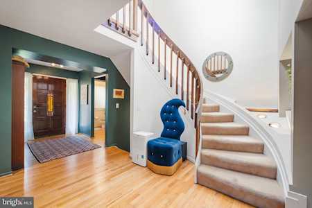 10729 Gloxinia Dr Rockville, MD 20852