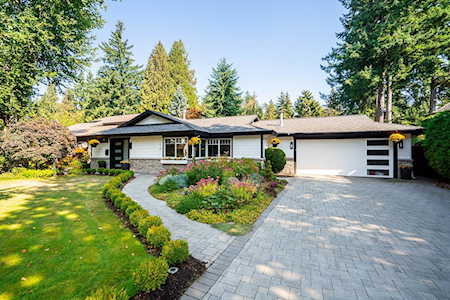1676 Amble Greene Drive Surrey, BC V4A 6P4
